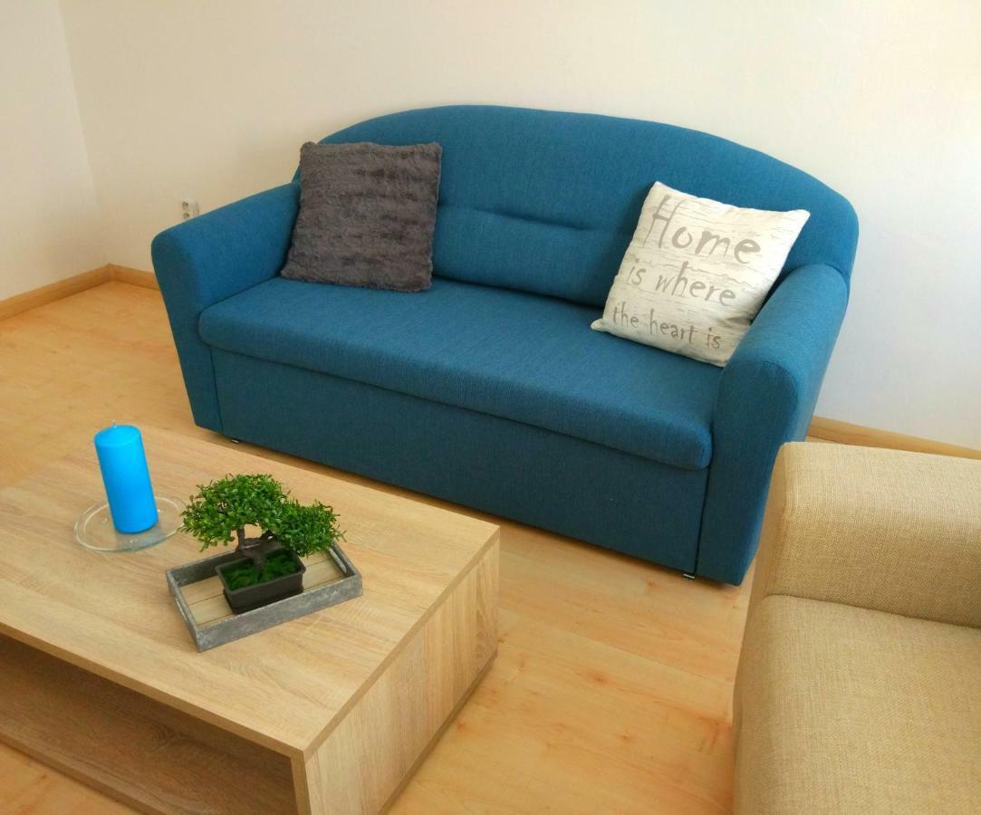 Riverview Apartment Bratislava Bagian luar foto